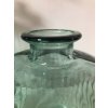 Vroubkovaná váza z recyklovaného skla2