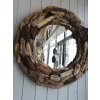 Kulaté zrcadlo z naplaveného dřeva