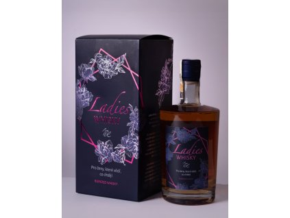 7b0f2e2a871ce35ad481363725bed0d7 ladies whisky