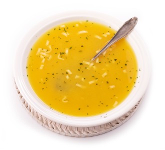mdieta-jedalnicek-kuracia-polievka-s-rezancami