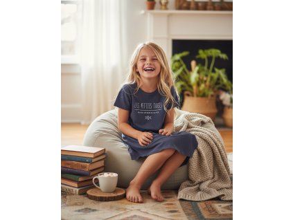 Tričko tmavomodré s nápisom Blue Seven