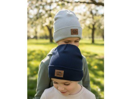 Chlapčenská čiapka Fun Time 48-131 tmavo-modrá