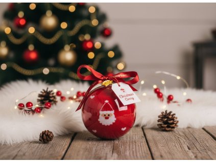 Vianočné ponožky SANTA v darčekovej guli  s príveskom - červená