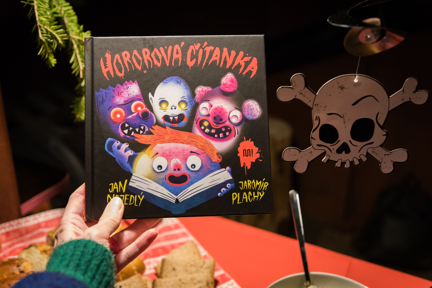 Fotoreportáž: Vánoční besídka & křest knihy Hororová čítanka