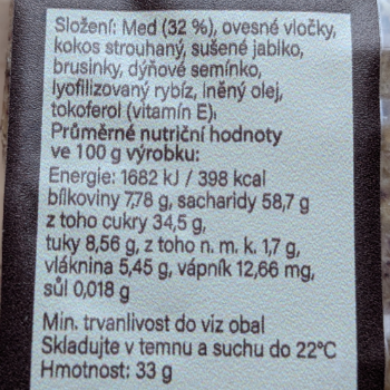 Energetická raw tyčinka - medovo kokosová