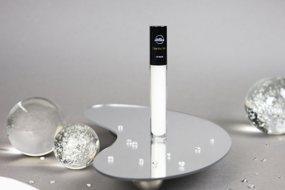 Důležitost výživy rtů v zimě a jak vám může pomoci Derma Vie balzám na rty s kyselinou hyaluronovou