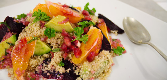 Quinoa salát s pečenou řepou
