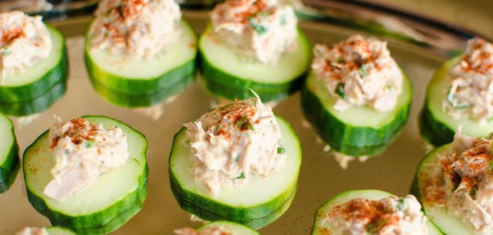 Okurkové kanapky s tuňákem