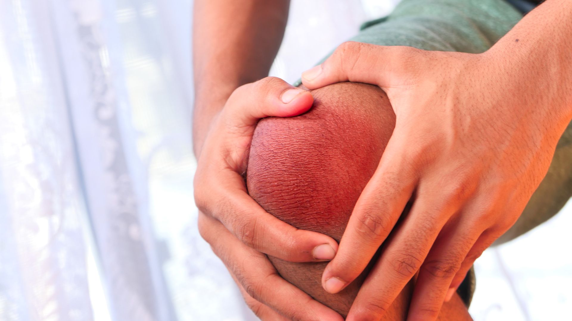 Kyselina hyaluronová a aktivní životní styl: Benefity pro regeneraci, hydrataci a zotavení