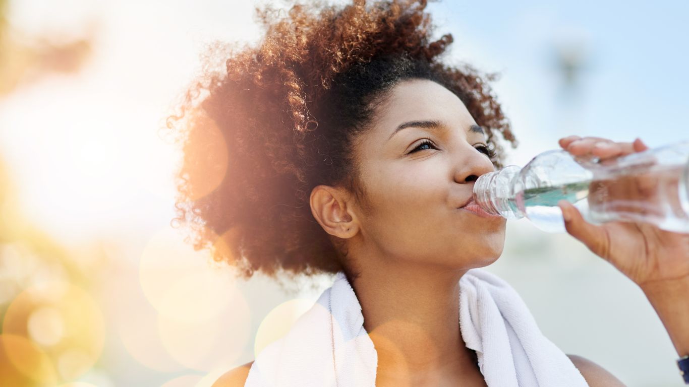 Hydratace: Klíč k úspěchu ve fitness