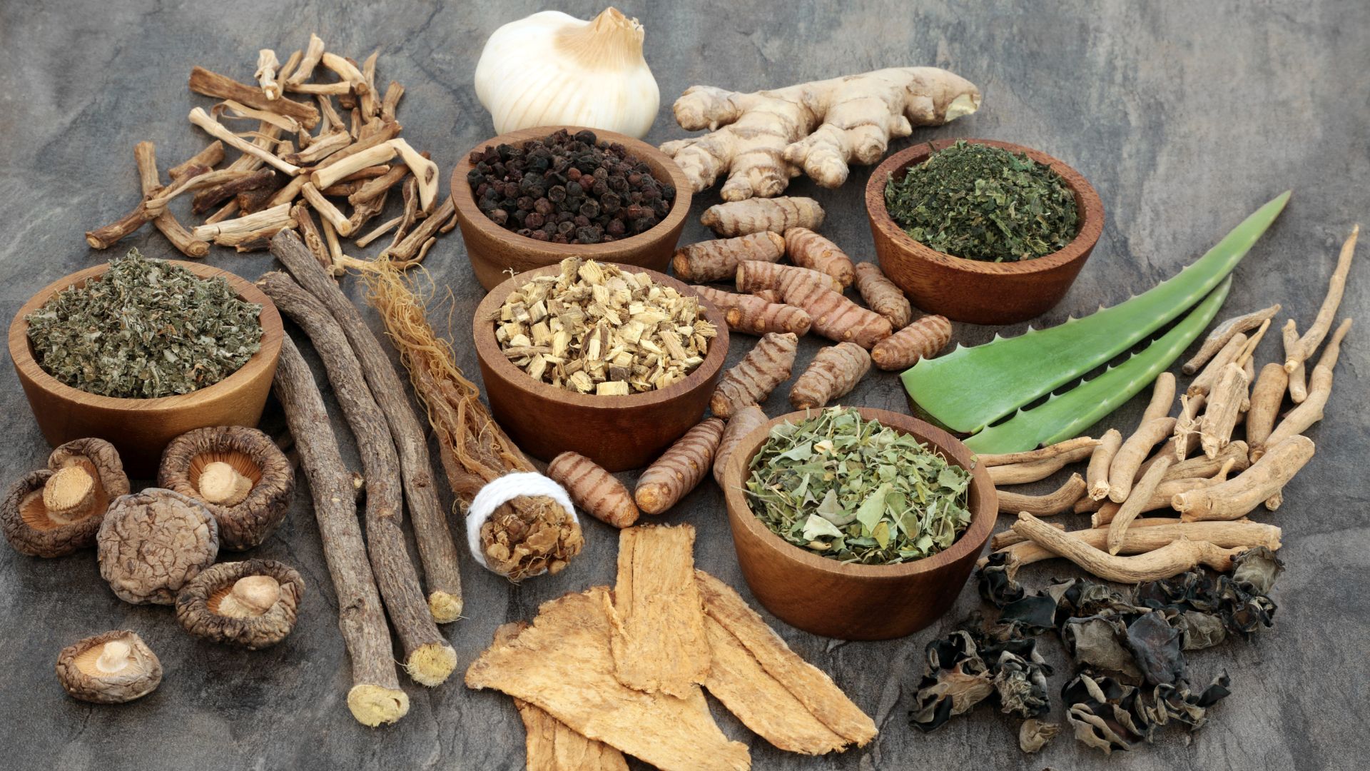 Adaptogeny: Jak přírodní látky pomáhají zvládat stres a zlepšují výkon