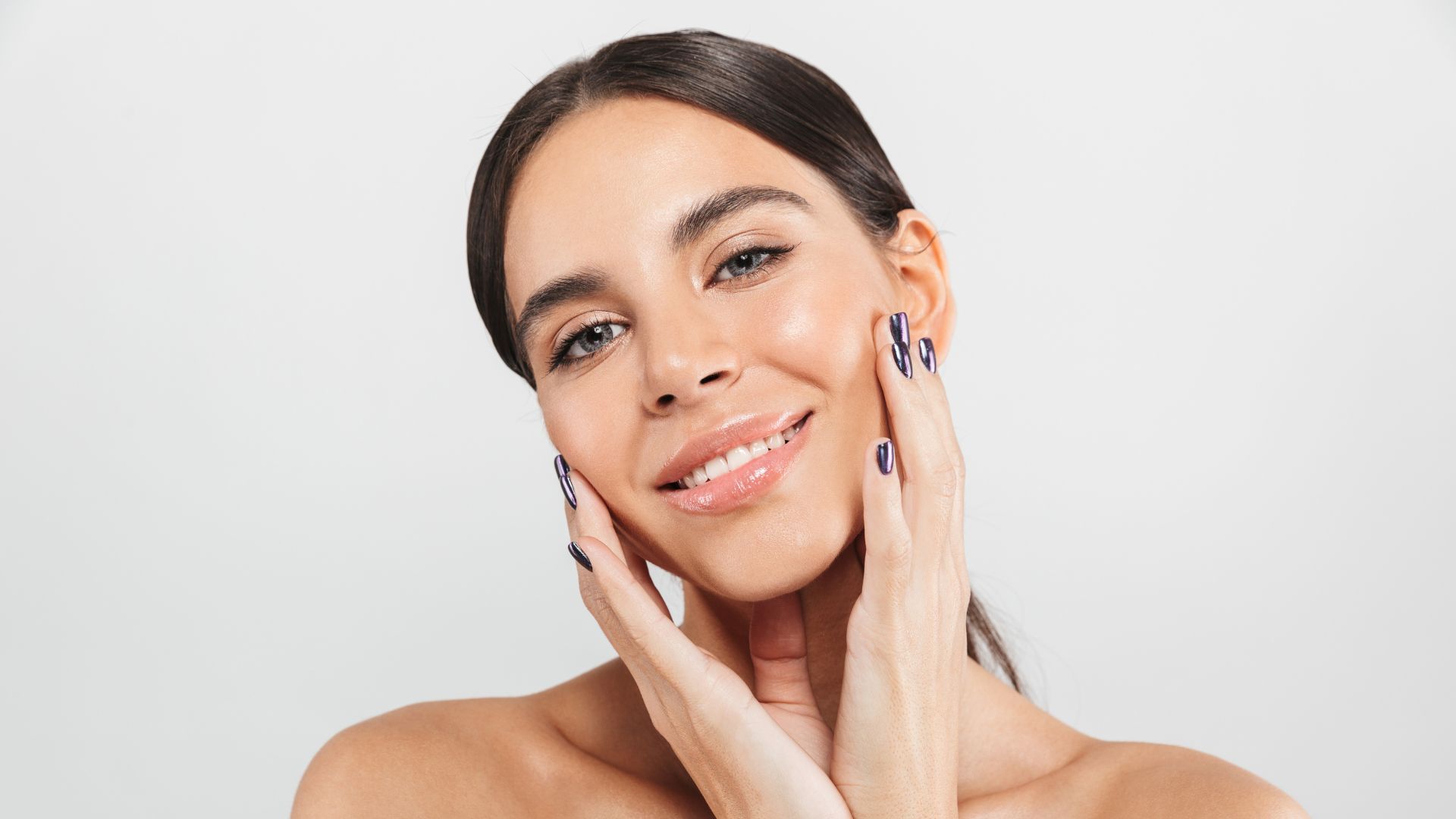 Základy péče o pleť pro začátečníky: Komplexní průvodce správnou rutinou