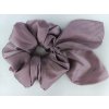 Ručne šitá mauve scrunchie s mašličkou – ideálna na každý deň