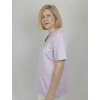 Pohodlná zdravotnícka košeľa vo svetlofialovej, vhodná pre zdravotnícky personál.