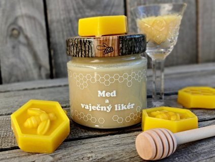 med a vaječný likér