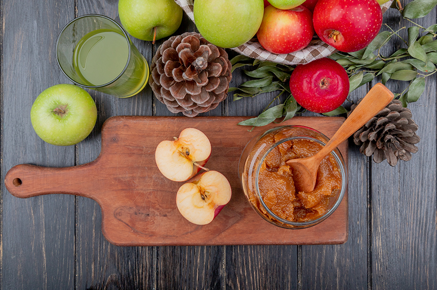 Jablečné dezerty a chutney s medem Manuka