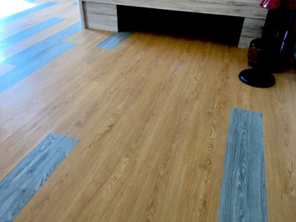 Vinylová podlaha PREMIUM CLICK, dekor CLASSIC OAK (SPC)