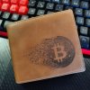 Kožená peněženka s velkým mincovníkem mince Bitcoin