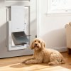 Dvierka pre psa stredné, 3 magnetické klapky, kovový rám, biela