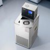 Laboratórny chladiaci cirkulator -30℃-100℃, 6 l, vnútorná/vonkajšia