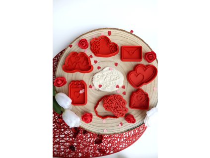 Veľká Sada vykrajovačky Valentín - červená