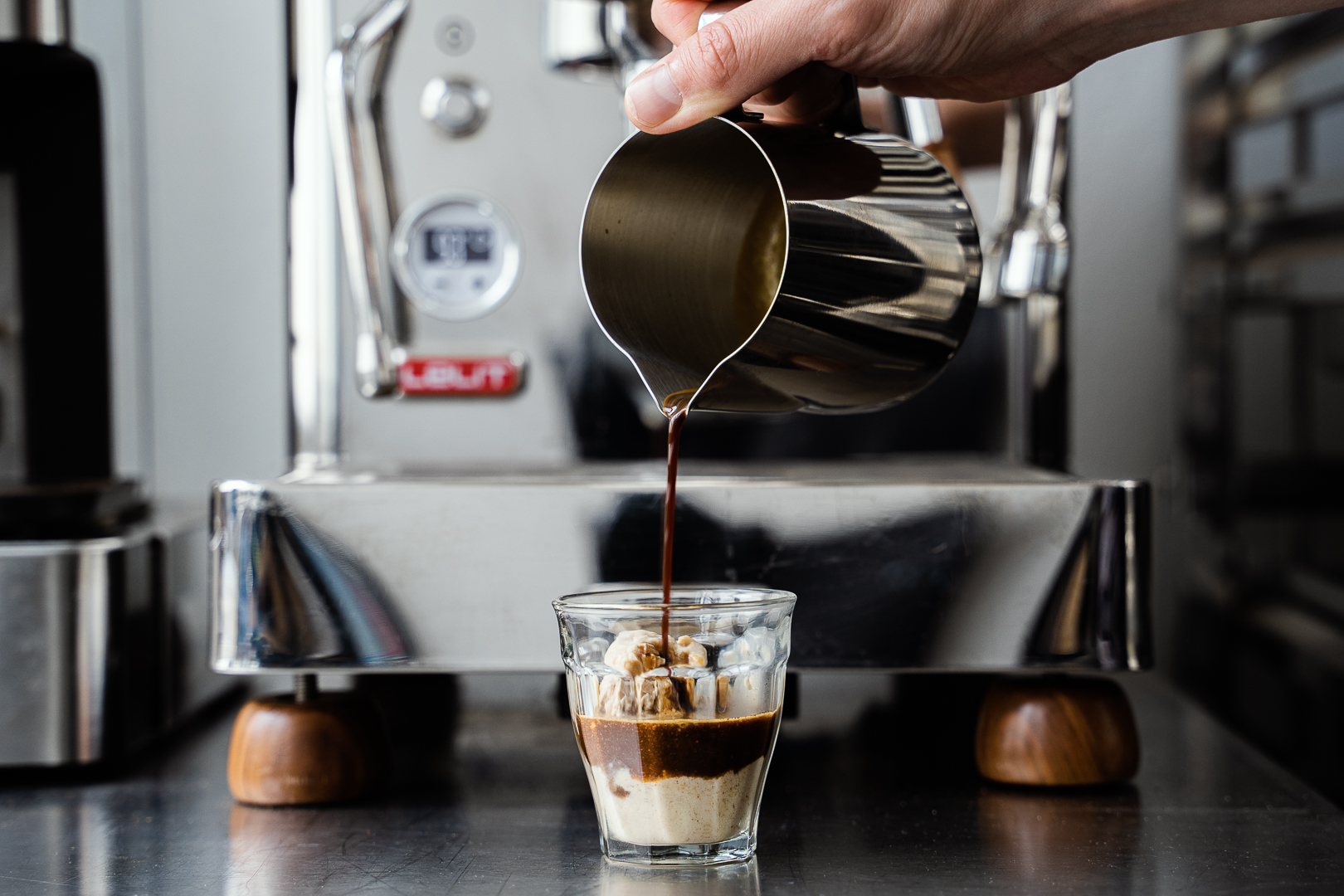 Affogato s domácim lieskovcovým gelatom
