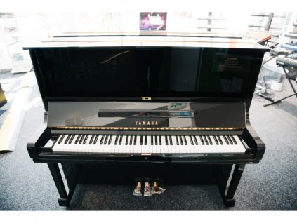 Yamaha U1G Piano used, black polished, A-condition