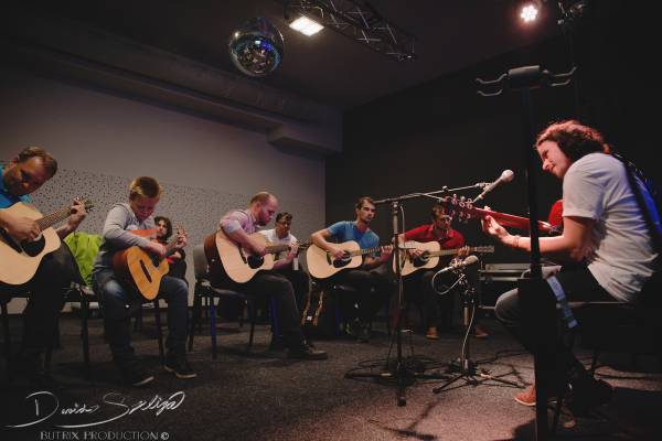 4. 10. 2016 - Gitarový Fingerstyle Workshop