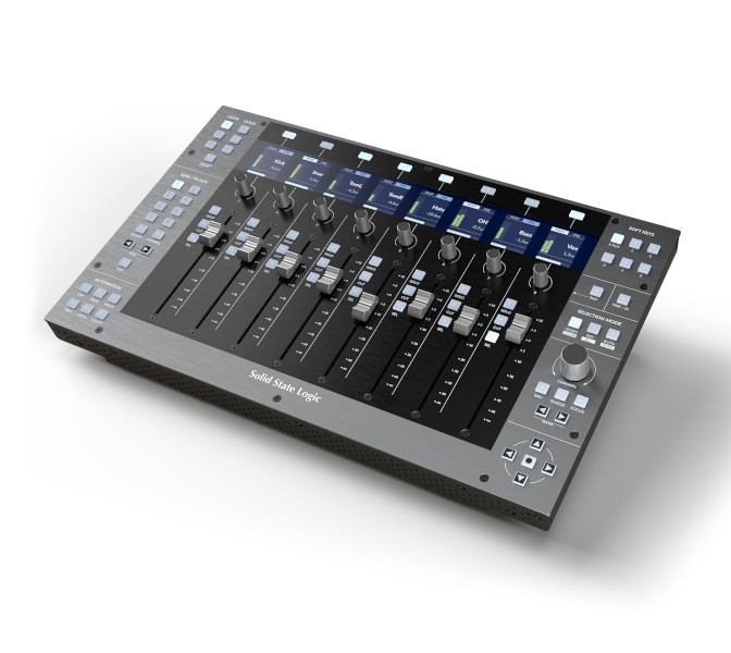 SSL UF8 DAW controller