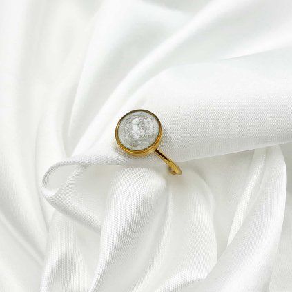 prsten s kremačním popelem