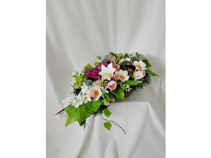 Ikebana anemonky, ruža
