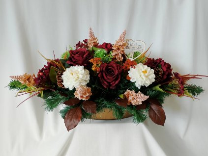 Ikebana na hrob hortenzia, ruža