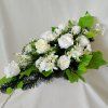 Ikebana na hrob biela ruža