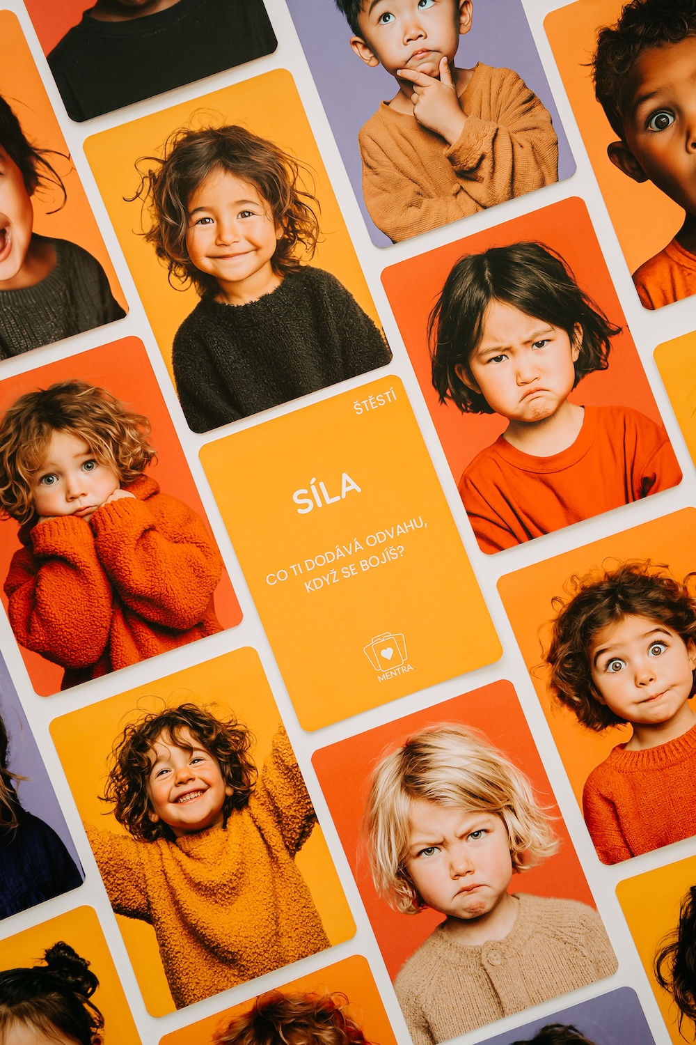 Jak zvýšit emoční inteligenci u dětí? (1.díl) 5 zábavných her s kartami emocí