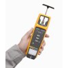 tester Fluke 1000FLT v ruce