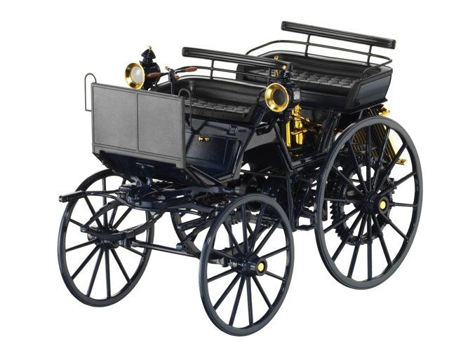 Машина daimler benz