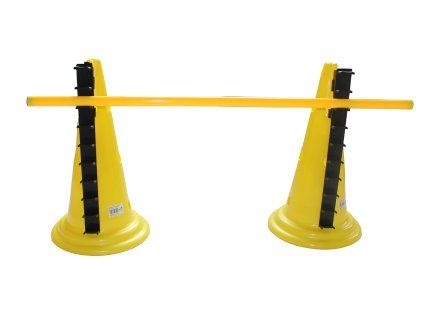 Agility překážka s kužely a tyčí
