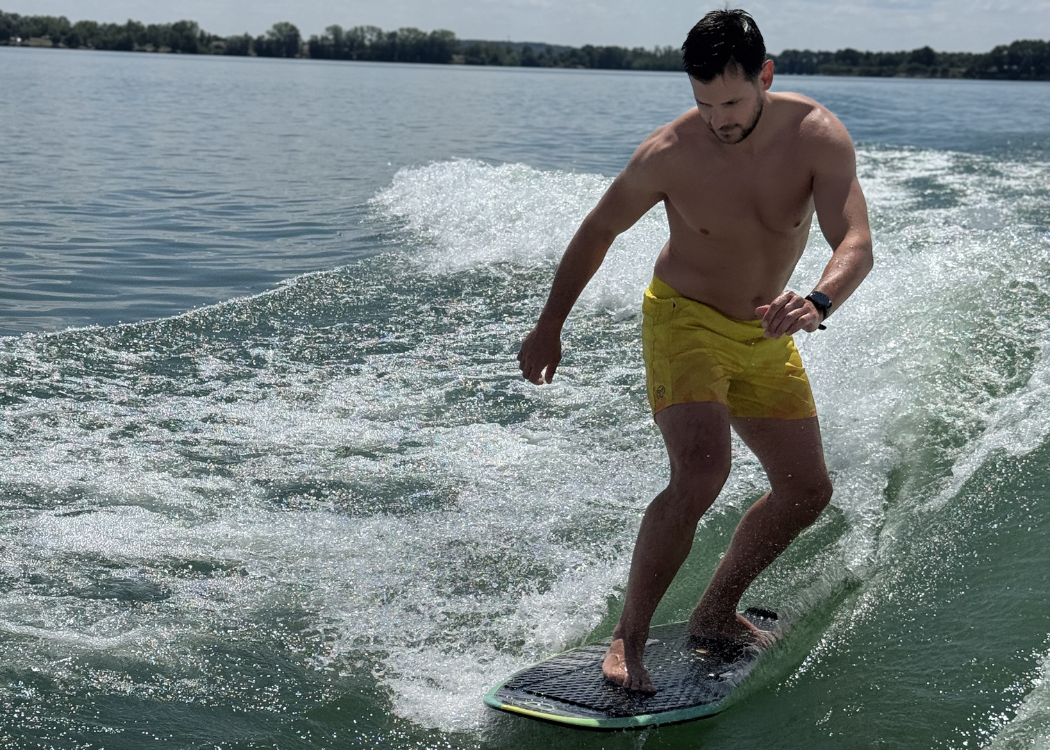 wakesurfing