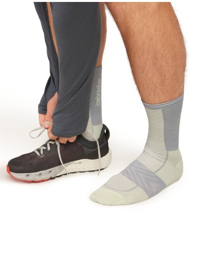 SS25 BM W Men Merino Blend Run Ultralight Crew 0A56VL0FD 01 01