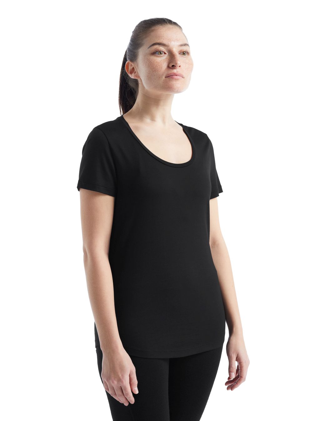 Dámské merino triko krátký rukáv ICEBREAKER Wmns Sphere II SS Scoop Tee, Black velikost: L