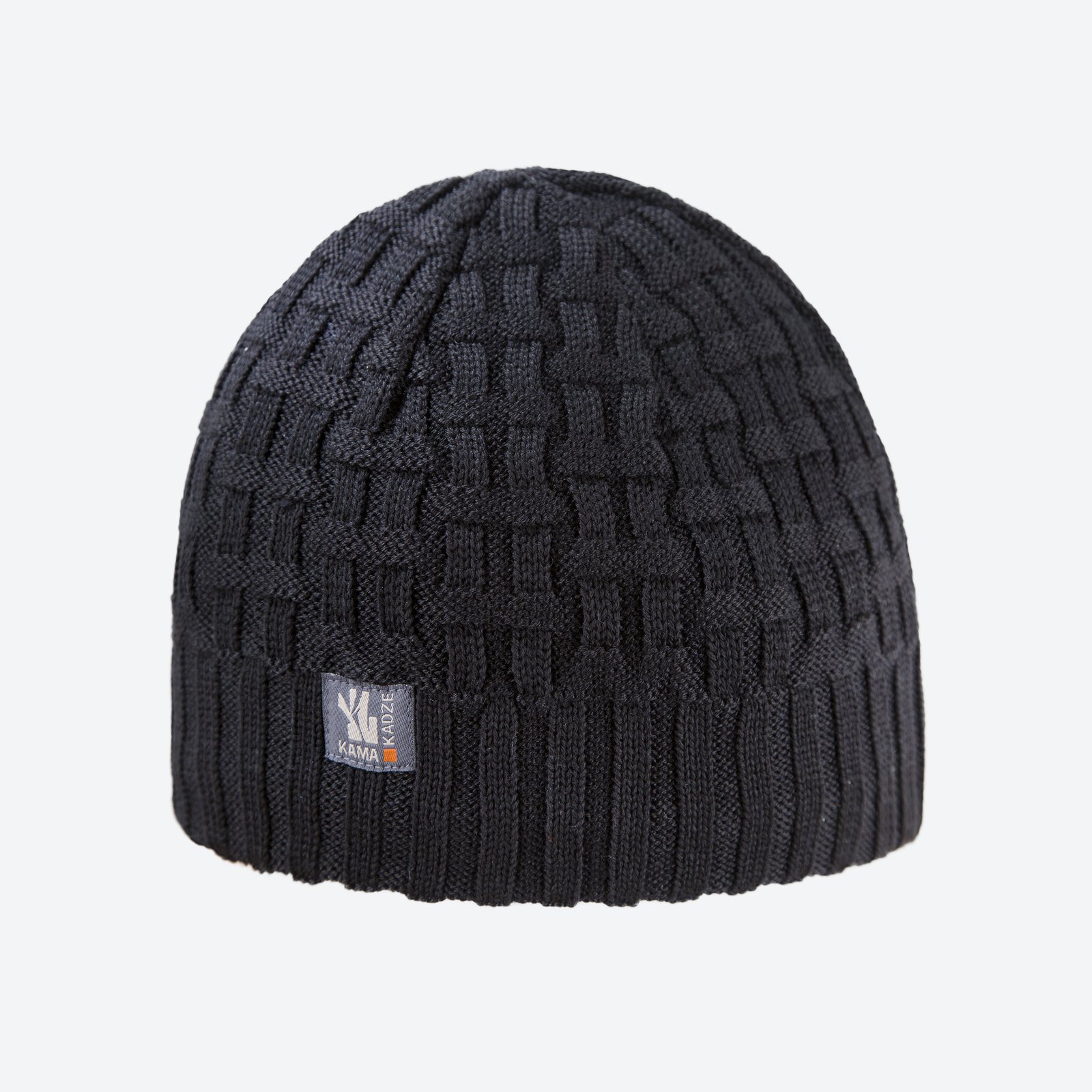 🧢 Kvalitní materiály a zpracování