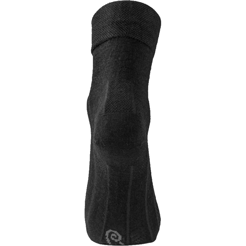 🧶 Kvalitní materiál a funkční konstrukce