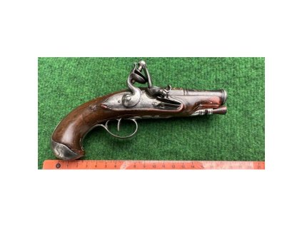 kresadlova obranna pistol