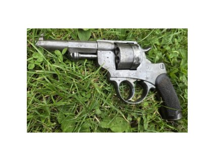 francuzsky revolver m1873