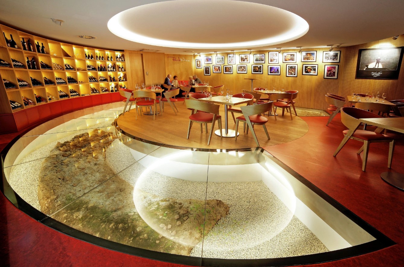 NAVŠTIVTE VINOTÉKU ROCKWINE