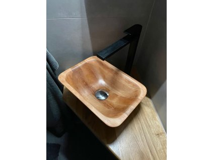 Koupelnové dřevěné umyvadlo