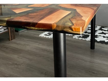 Epoxidový jídelní stůl