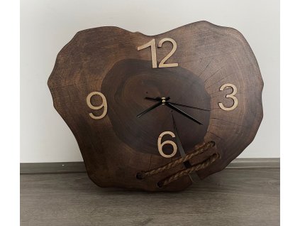 Ořechové hodiny