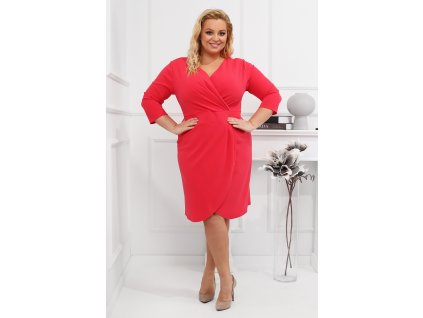 Elegantné dámske šaty pre moletky so zavinovacím efektom