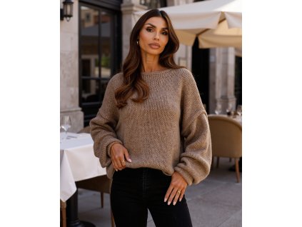 Dámsky bordový pletený sveter s balónovými rukávmi – elegantný outfit do mesta